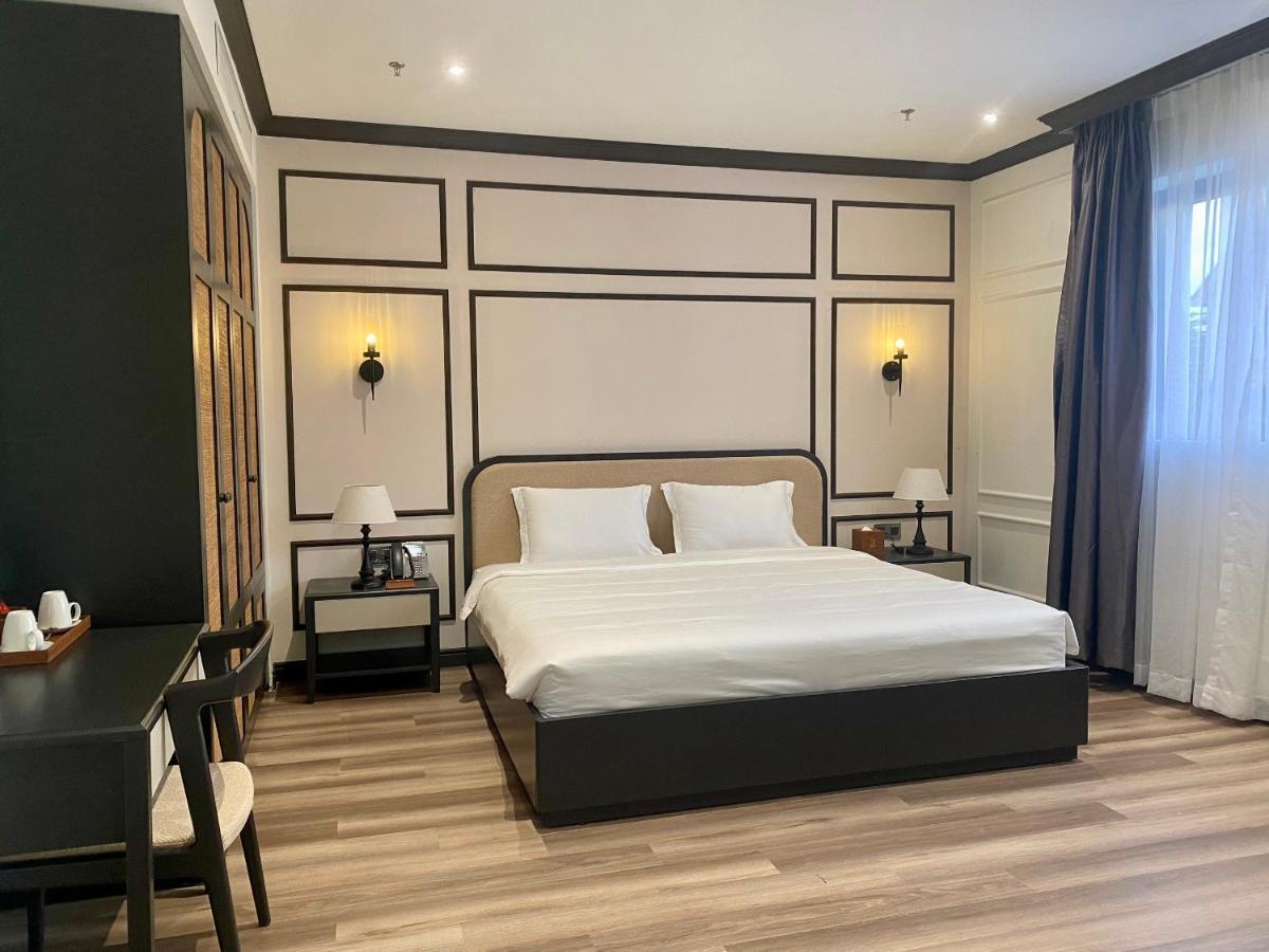Khach San Robin Gia Nghia Hotel Bagian luar foto