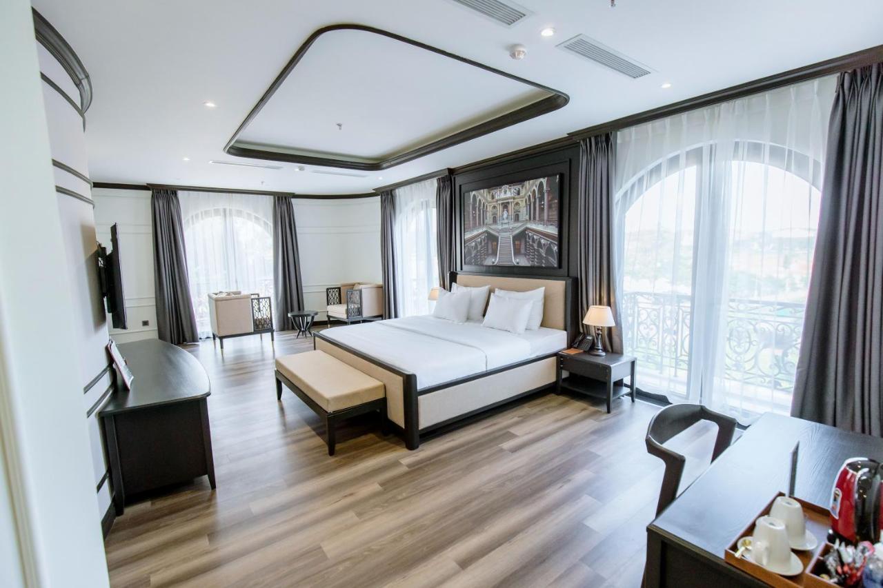 Khach San Robin Gia Nghia Hotel Bagian luar foto