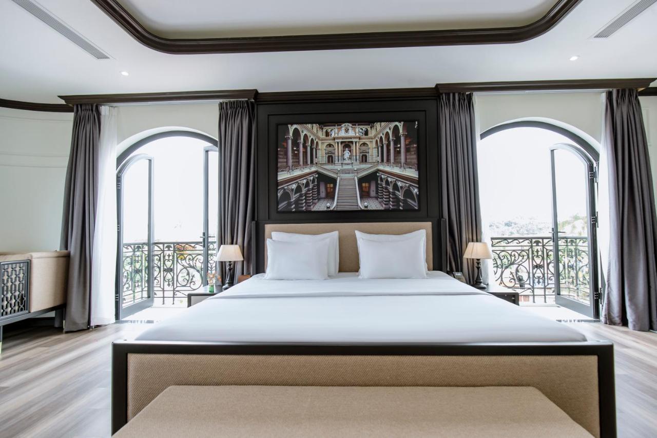 Khach San Robin Gia Nghia Hotel Bagian luar foto