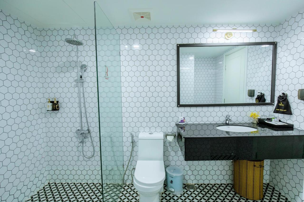 Khach San Robin Gia Nghia Hotel Bagian luar foto